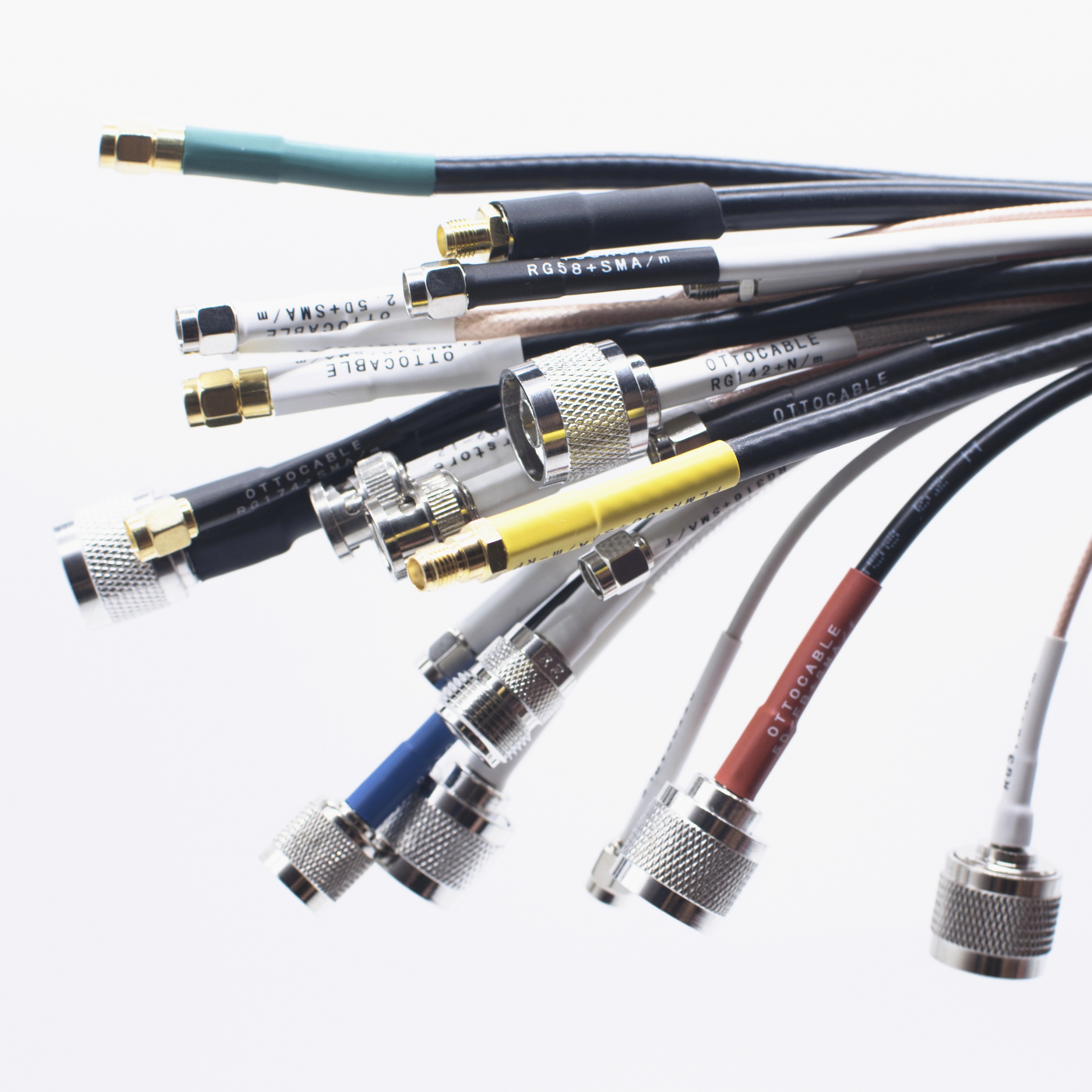 Guide to Choosing OEM CGuide to Choosing OEM Coax Cables for Wireless Devicesoax Cables for Wireless Devices